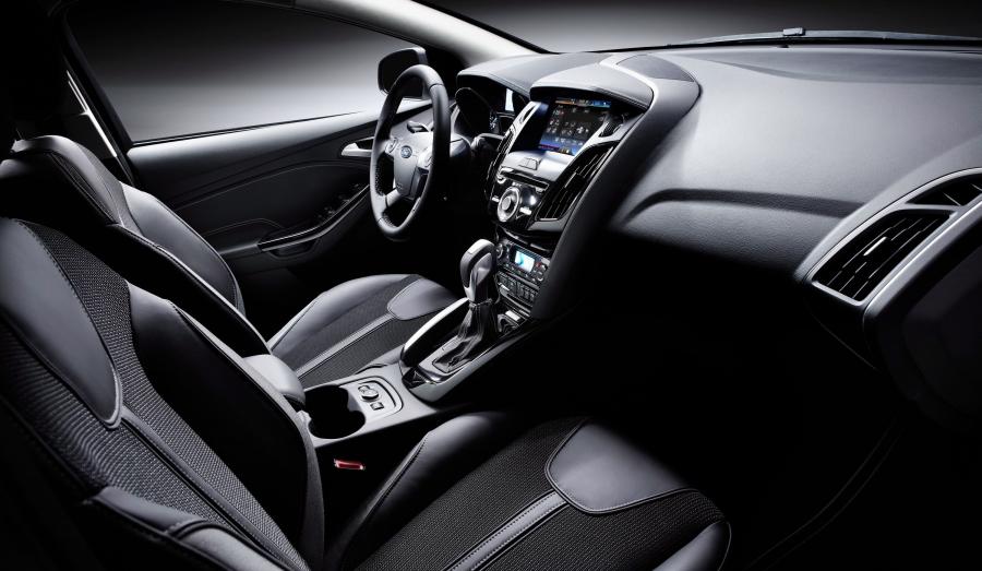  Ford Focus Hatchback 2010 года  (фото 51 из 52)